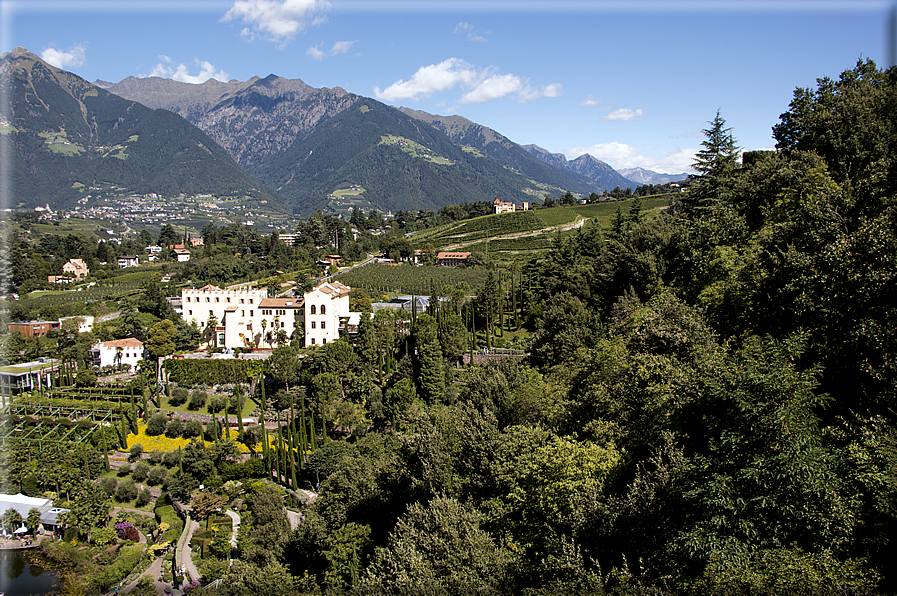 foto Giardini Trauttmansdorff - Giardino degli Innamorati e binocolo di Matteo Thun